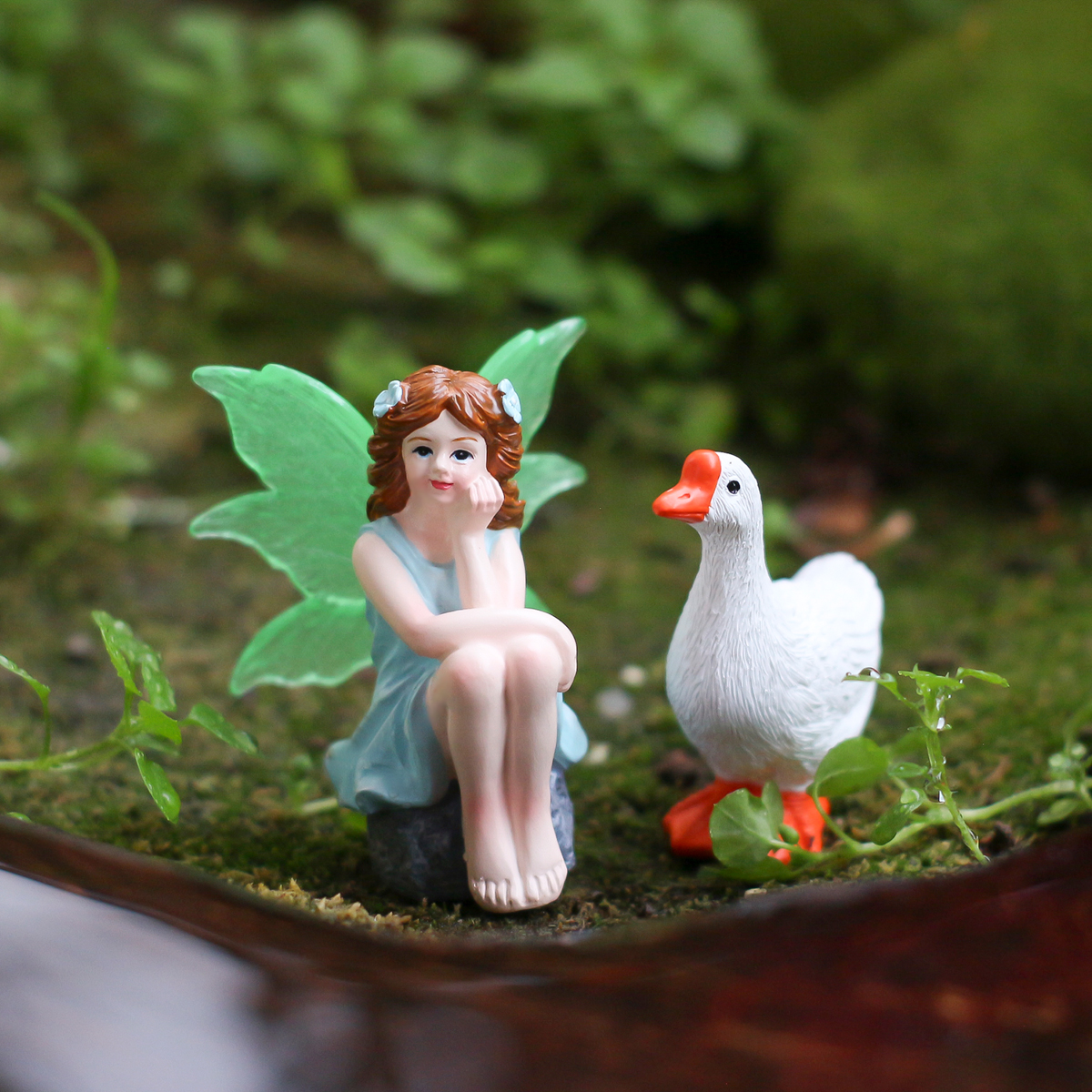 2 seated fairies and geese, cr - Bonsai Garden World avaliação e preço